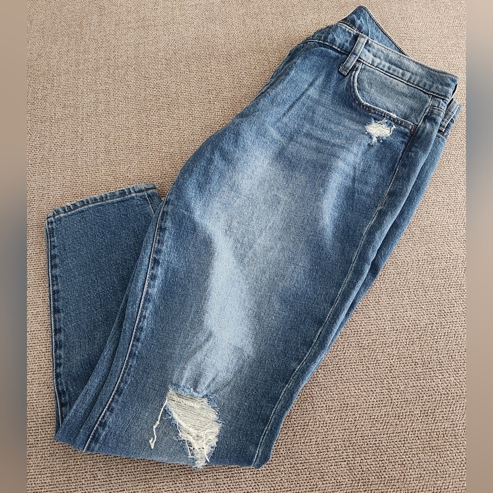 HUDSON DISTRESSED KRISTA SKINNY JEANS - Picture 2 of 10